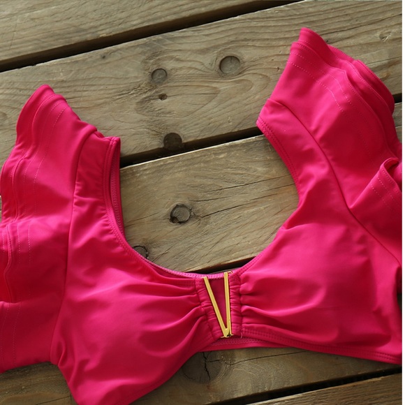 Elegant Pink Ruffle Two Piece Bikini Set - Picture 4 of 16